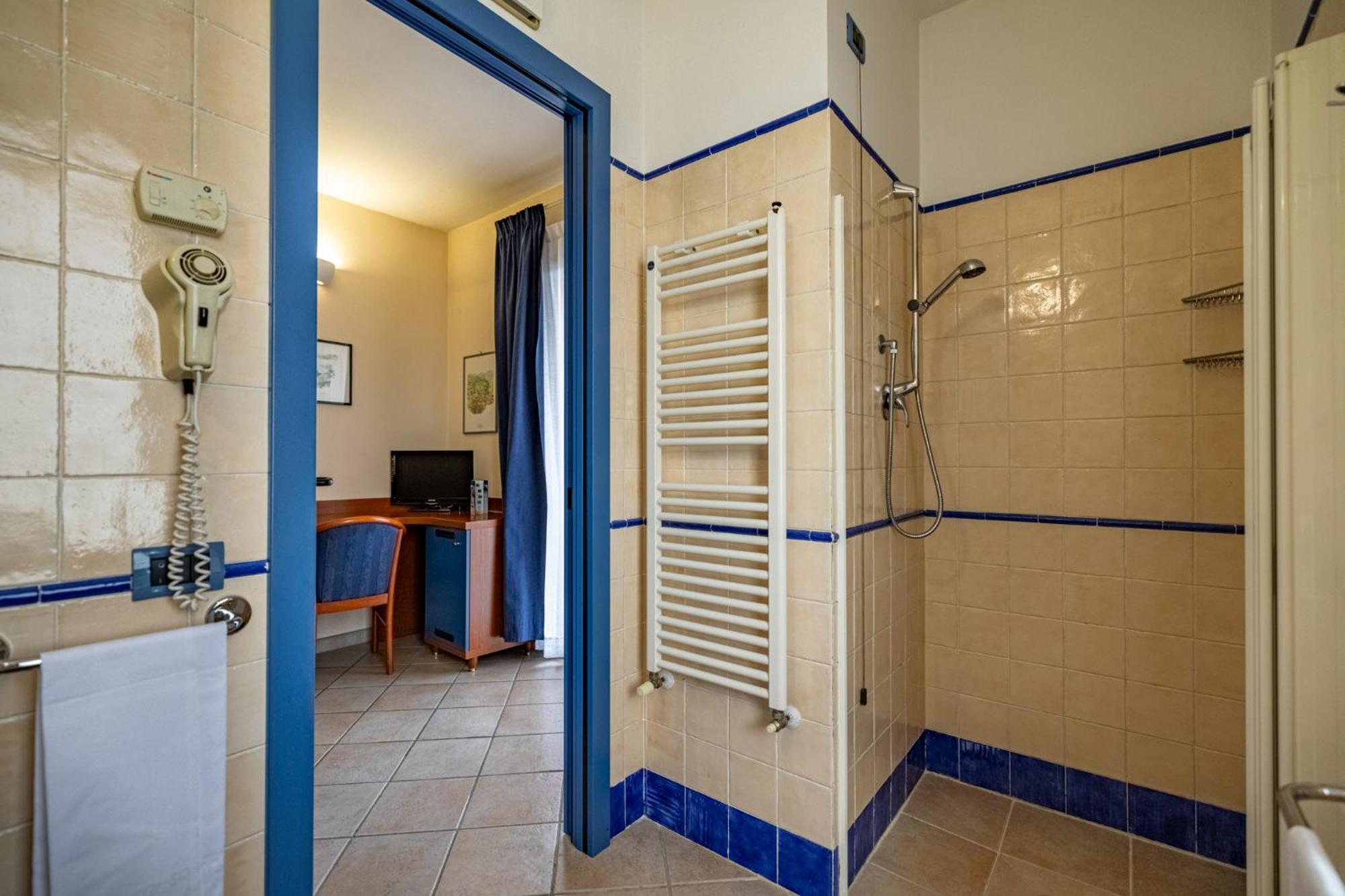 1000 Miglia Hotel Monteroni d'Arbia Exterior photo
