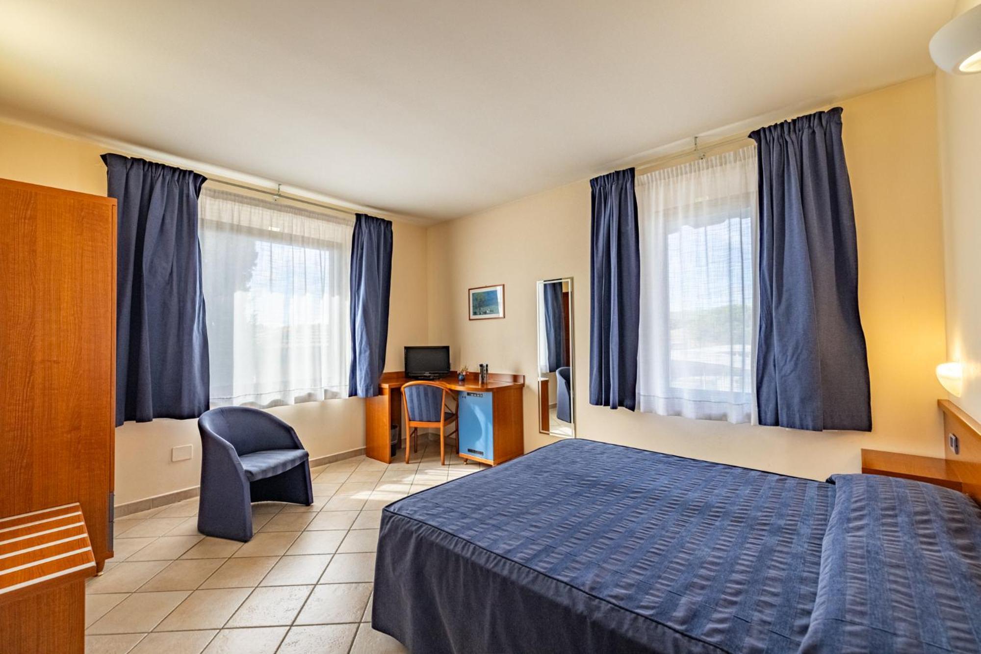 1000 Miglia Hotel Monteroni d'Arbia Exterior photo
